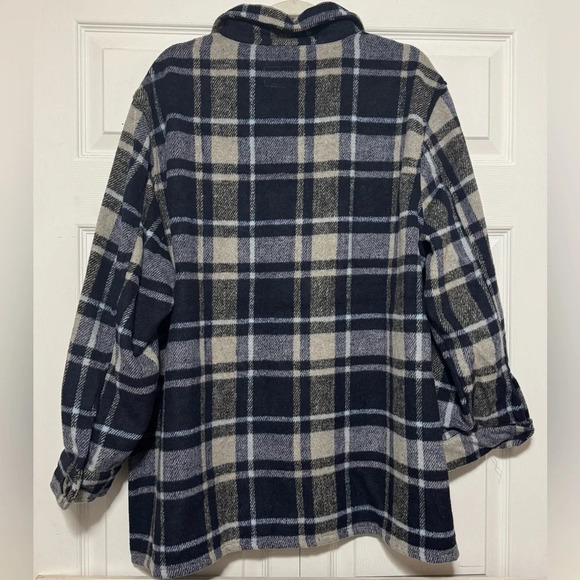 Jason Maxwell Women's Plus Size Plaid Button Down Shacket, Size 2X - Picture 6 of 8